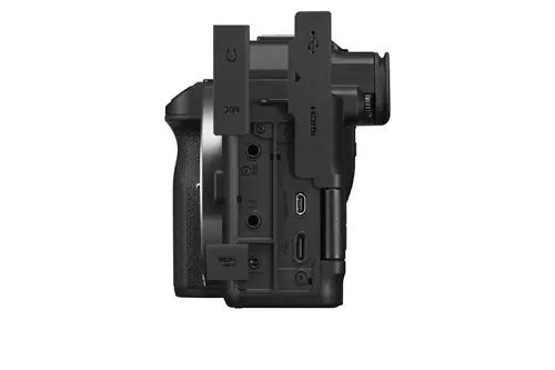 Canon EOS R8 Mark II body + Canon LP-E17 Kit