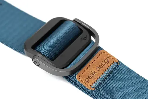 Peak Design Pasek na szyję lub ramię SLIDE LITE v3 niebieski do lekkich aparatów