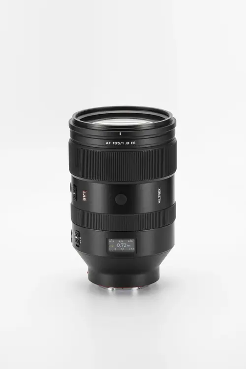 VILTROX AF 135 f/1.8 lab (Sony FE)