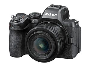 APARAT NIKON Z5 II +24-50/4-6.3