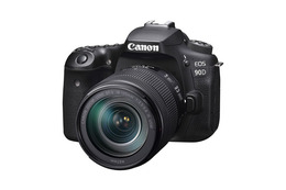 Canon EOS 90D z ob. 18-135mm IS USM NANO