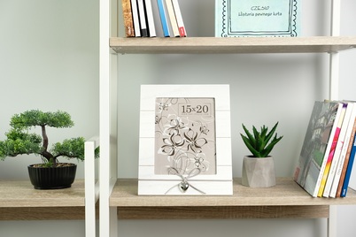Ramka Italia Arial vertical - różne formaty - Biały, 15x21, 15x20 pionowa