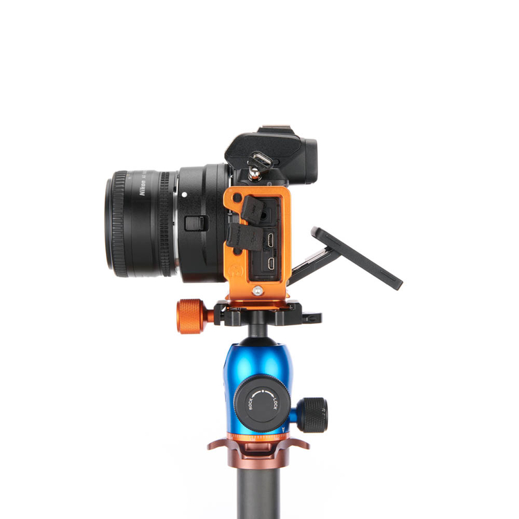 Płytka 3 Legged Thing 3 Legged Thing ZAYLA-PD-C L-bracket do Nikon Z50 - Peak Design - Arca Copper