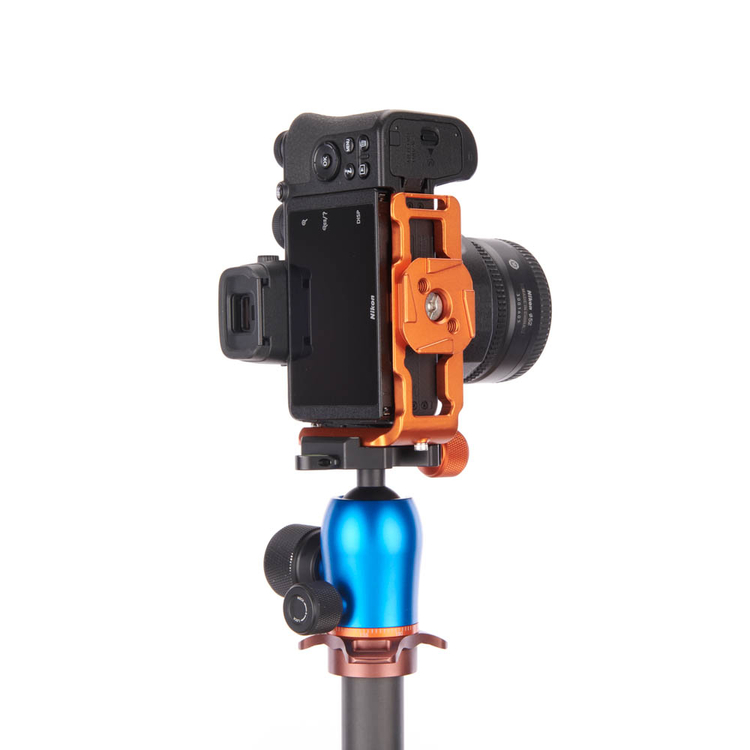 Płytka 3 Legged Thing 3 Legged Thing ZAYLA-PD-C L-bracket do Nikon Z50 - Peak Design - Arca Copper