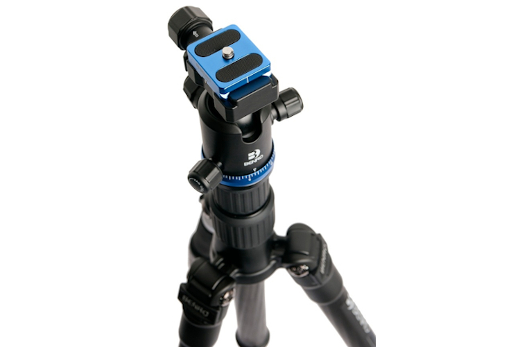 Statyw Benro iFoto FIF19A + głowica IB0