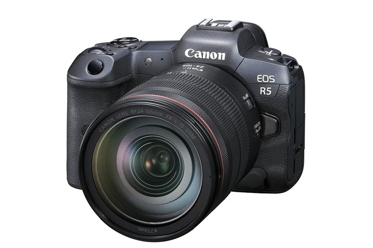 Canon EOS R5 z ob. RF 24-105mm f/4 L IS