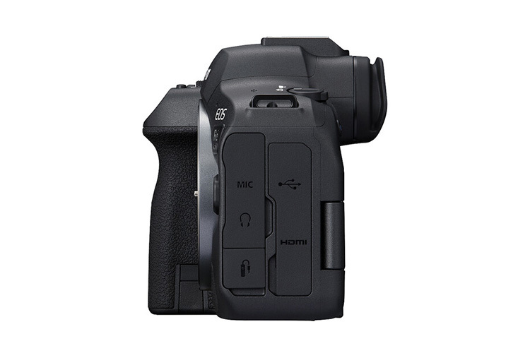 Canon EOS R6 Mark II z ob. RF 24-105mm f/4 L IS  