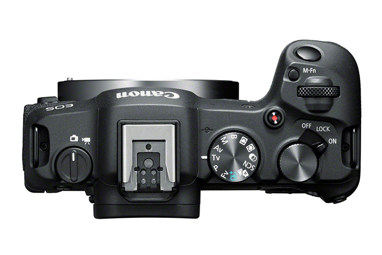 Canon EOS R8 z ob. RF 24-50mm f/4.5-6.3 IS STM  