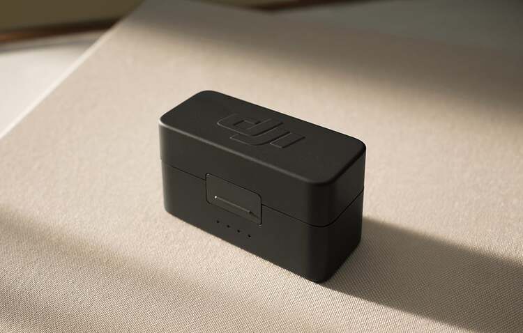 System mikrofonów bezprzewodowych DJI MINI Etui ładujące