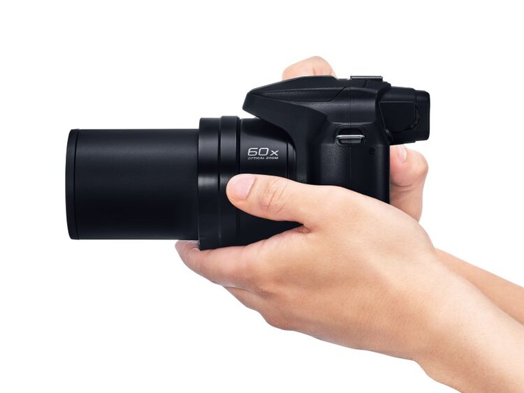 Panasonic Lumix DMC-FZ82D