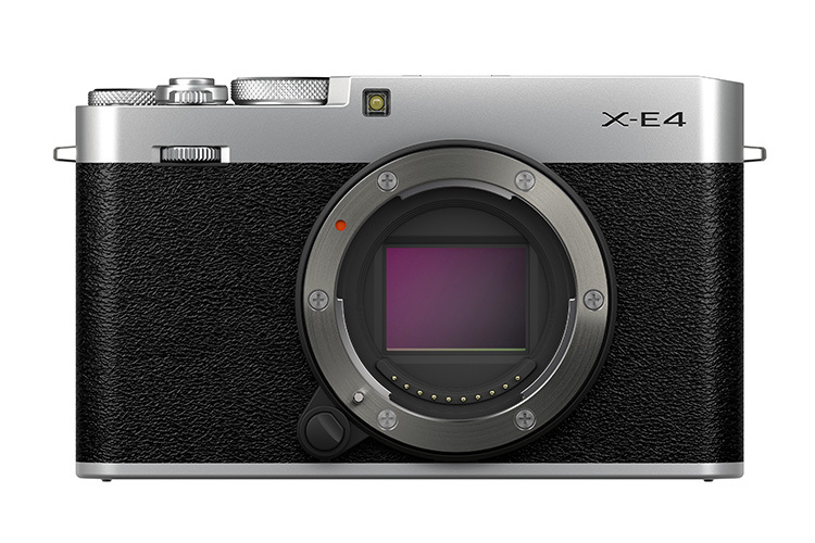 Fujifilm X-E4 srebrny