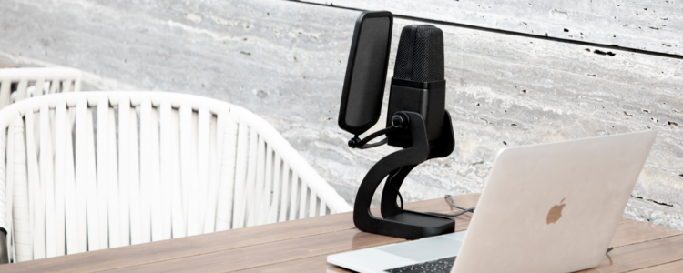 Mikrofon pojemnościowy Saramonic SR-MV7000 ze złączem USB / XLR do podcastów