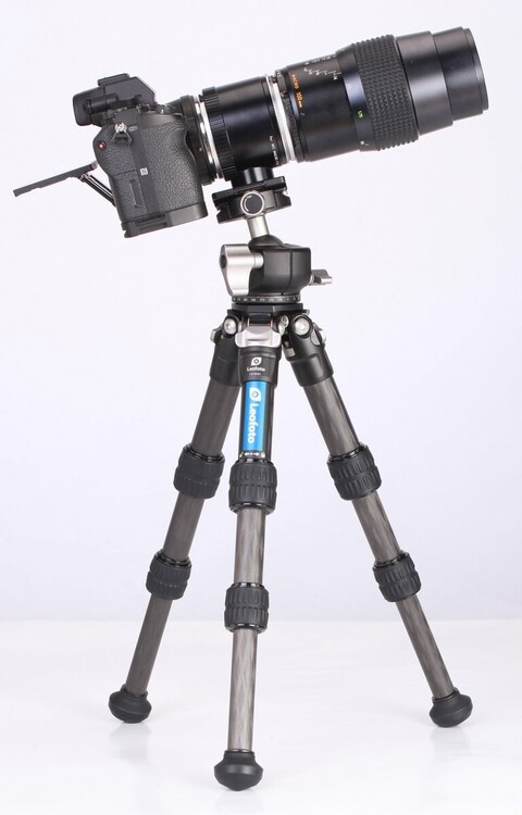 Statyw Leofoto Ranger LS-223C z głowicą LH-25