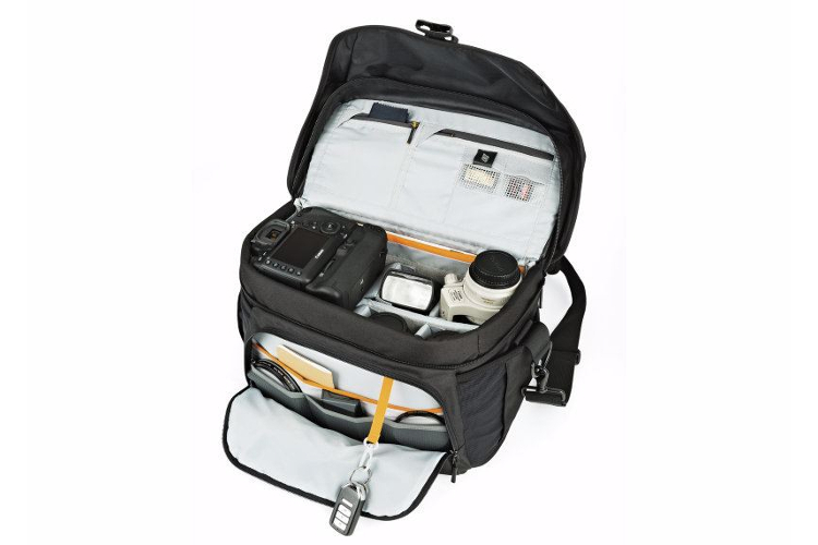 Torba Lowepro Nova 200 AW II (czarna)