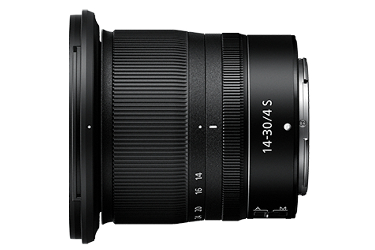 Nikon Z6 z ob. 14-30mm f/4 S