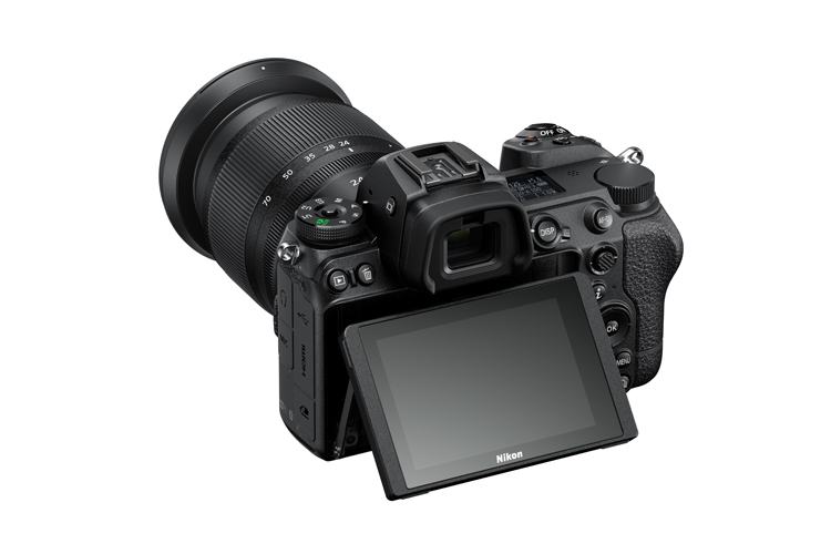 Nikon Z6 II z ob. 24-70mm f/4 S | CEWE Fotojoker: Aparaty