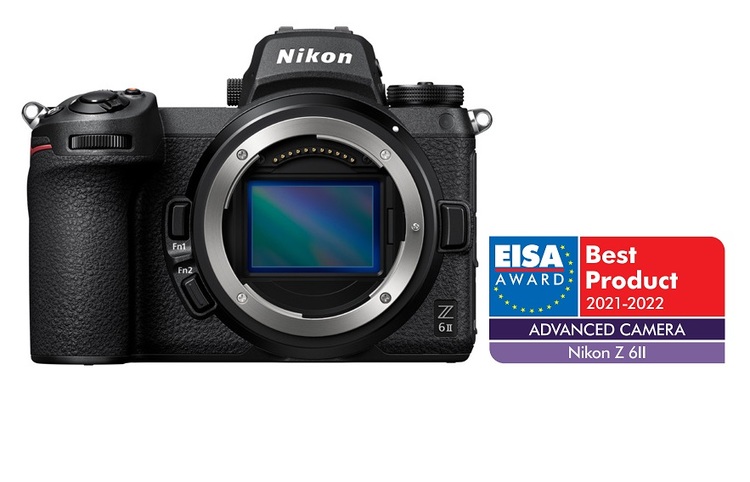 Nikon Z6 II z ob. 24-200mm f/4-6.3