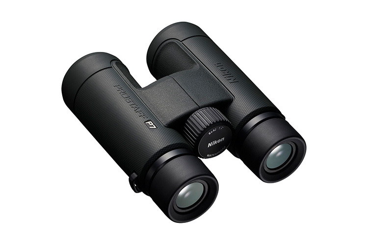 Lornetka Nikon PROSTAFF P7 8X42