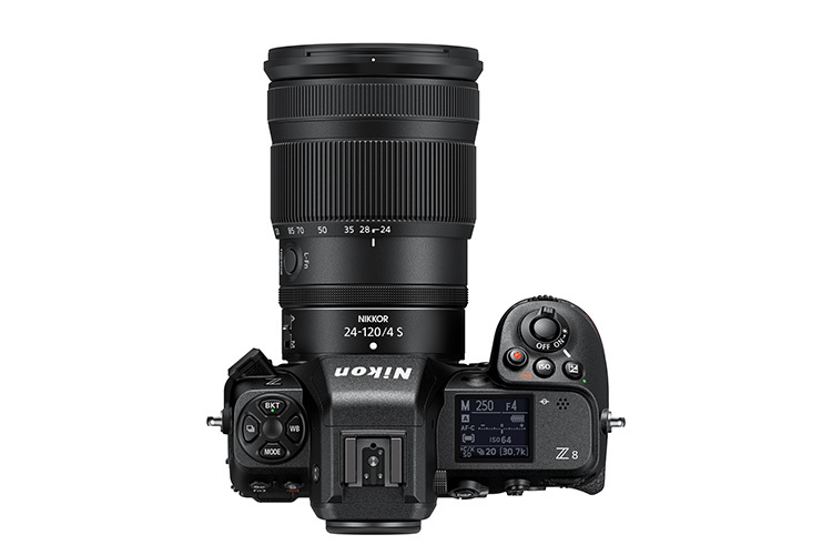 Nikon Z 8 z 24-120mm f/4