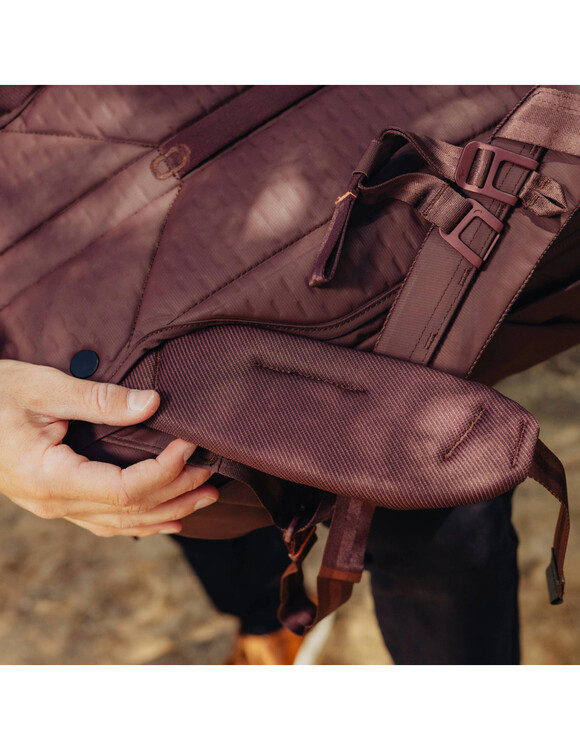 Plecak Travel Line Peak Design Travel Backpack 45L Eclipse - fioletowy