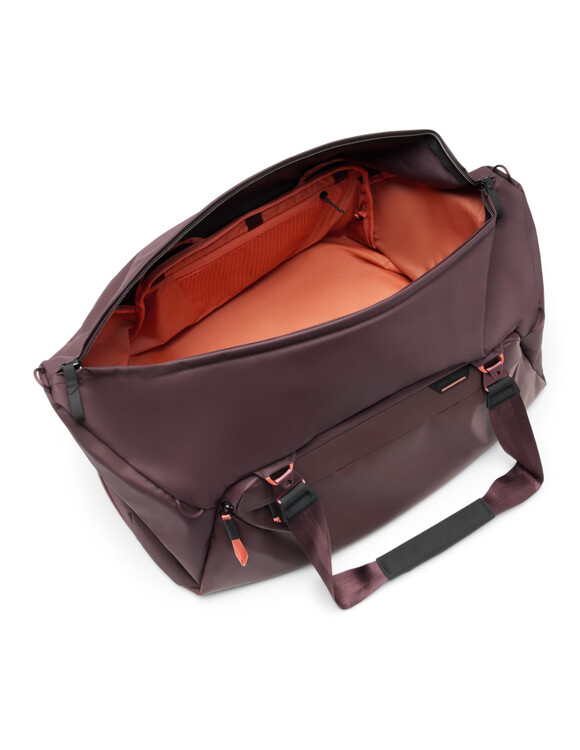 Torba Peak Design Travel Duffel 65L Eclipse – fioletowa