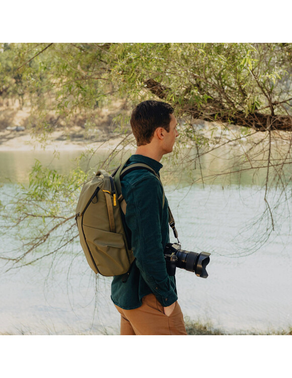 Plecak PEAK DESIGN Everyday Backpack 20L v2 Kelp - oliwkowy