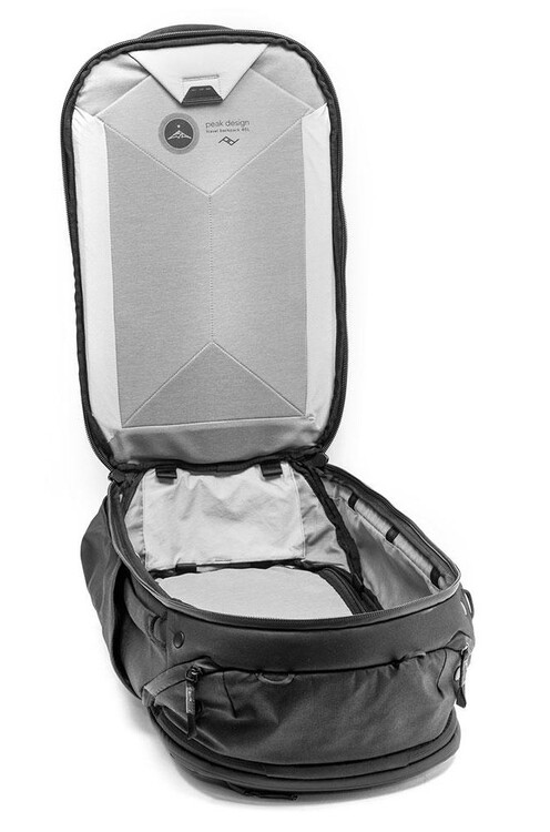 Plecak Travel Line Peak Design Travel Backpack 45L Black – czarny