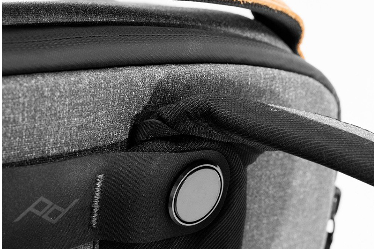 Plecak PEAK DESIGN  Everyday Backpack 20L v2 - Grafitowy - EDLv2