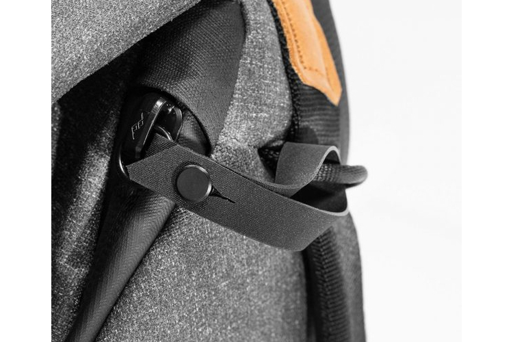 Plecak PEAK DESIGN  Everyday Backpack 20L v2 - Grafitowy - EDLv2