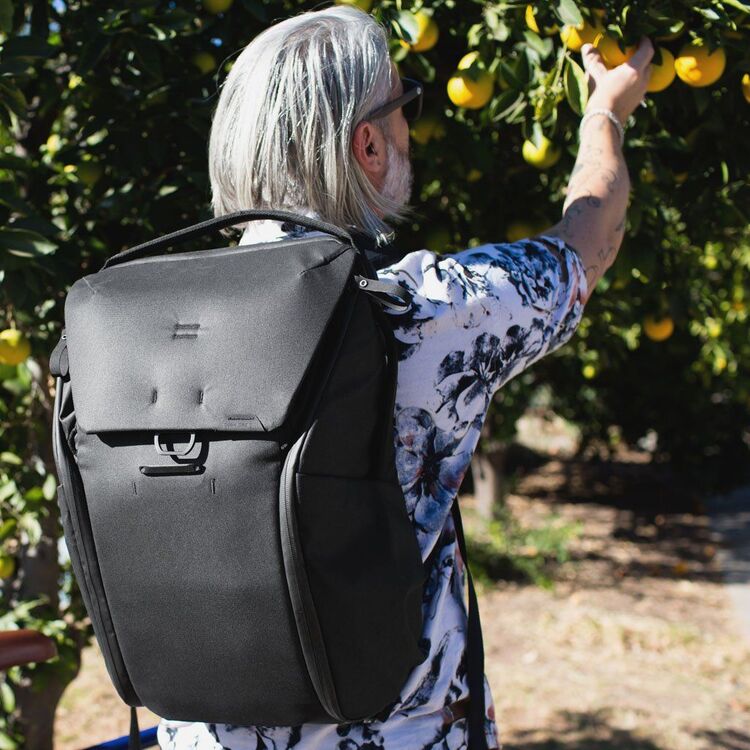 peak design everyday backpack 30L ブラック Plecak Peak Design Everyday Backpack 30L v2 Black - Czarny