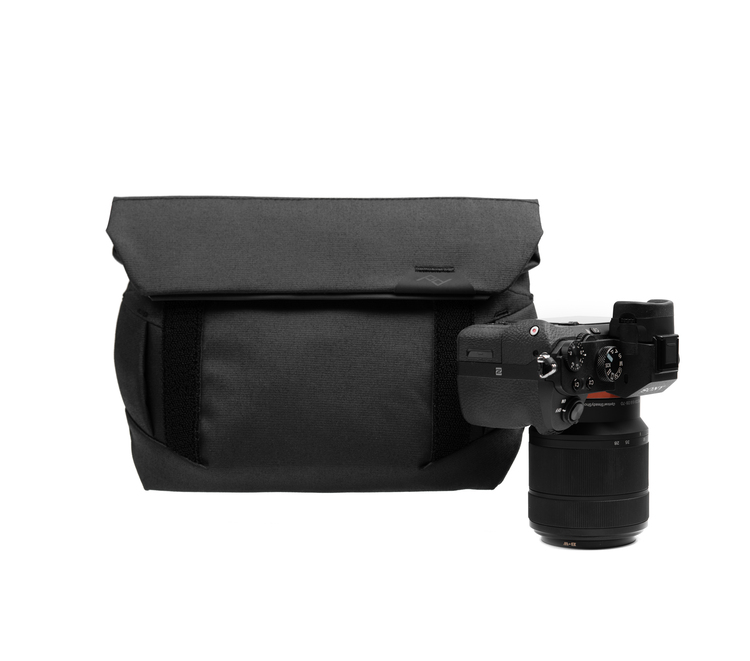 Peak Design Field Pouch Black v2 - Czarny, z paskiem