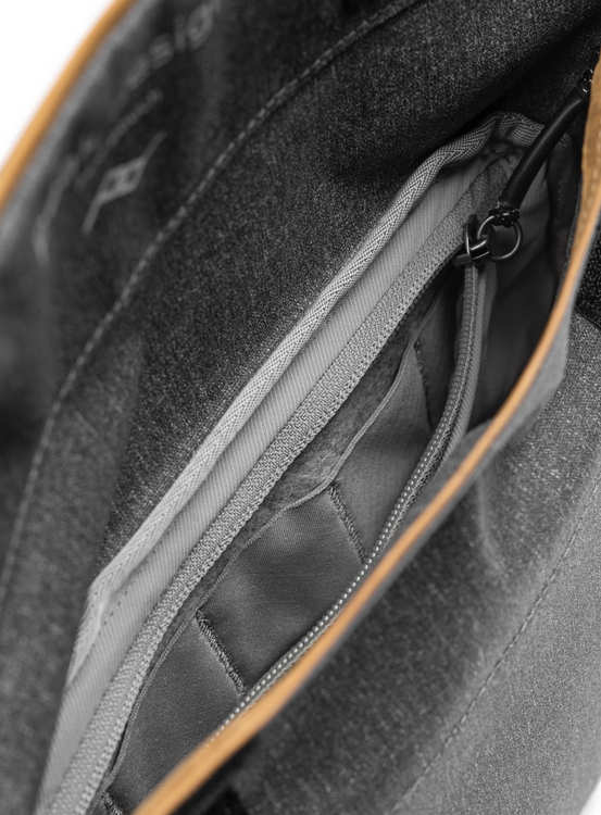 Peak Design Field Pouch Charcoal v2 - Grafitowy, z paskiem