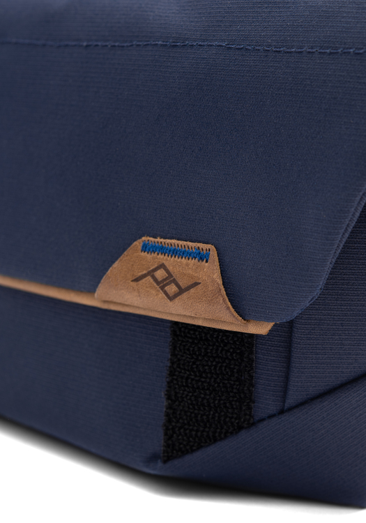 Peak Design Field Pouch Midnight v2 - Niebieski, z paskiem