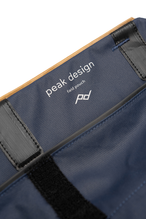 Peak Design Field Pouch Midnight v2 - Niebieski, z paskiem