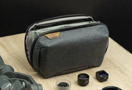 Wkład Travel Line Peak Design Tech Pouch Charcoal v2 - Grafitowy