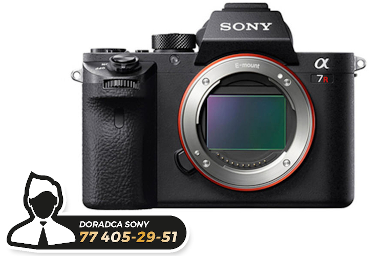 Sony A7R II (ILCE7R M2) Body + Sigma C 45mm f/2.8 DG DN