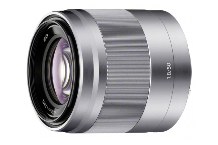 Sony E 50mm f/1.8 OSS (srebrny) (SEL50F18)