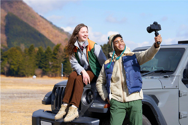 Sony ZV-E1 z ob. 28-60mm f/4-5.6  