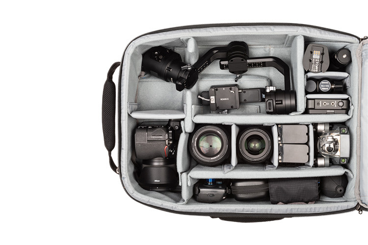 Walizka ThinkTank Airport Advantage XT Black