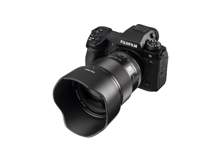 Viltrox AF 75mm f/1.2 STM Fuji X