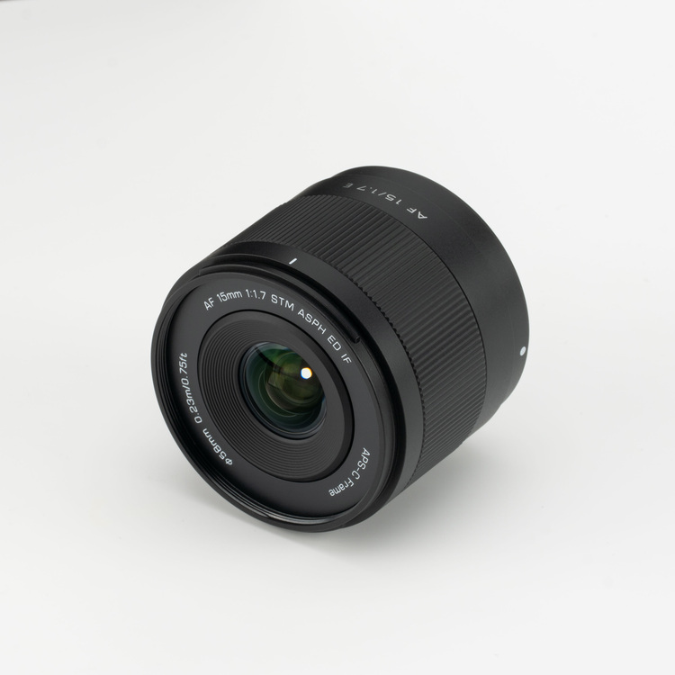 Viltrox 15mm f/1.7 AF Air (Sony E)