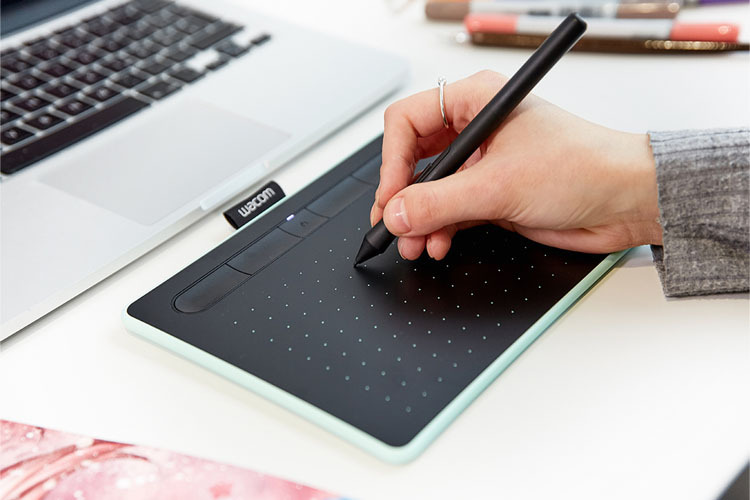 Tablet graficzny Wacom Intuos S Bluetooth CTL-4100WLE-N pistacio