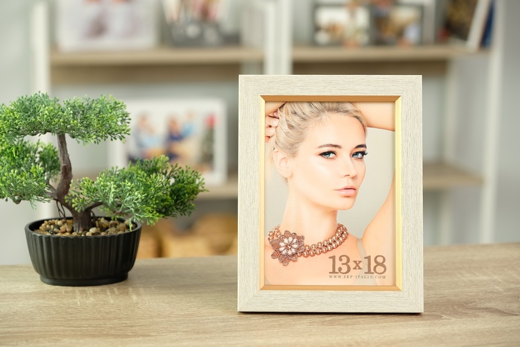 Ramka ITALIA 10x15 QUENTIN White (ZRW46)