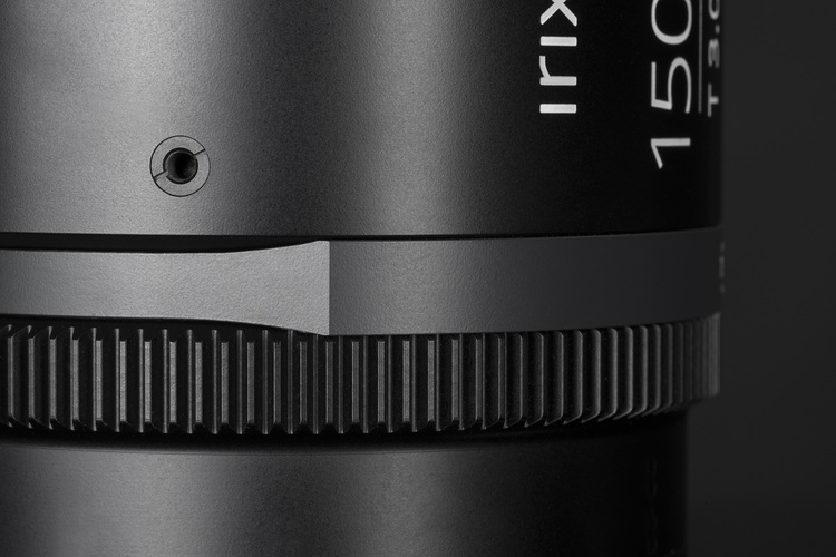 Irix Cine 150mm T3.0 Tele Metric (MFT)