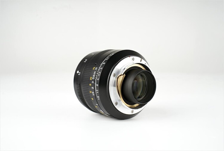 7artisans 50mm f/1.1 (Leica M)