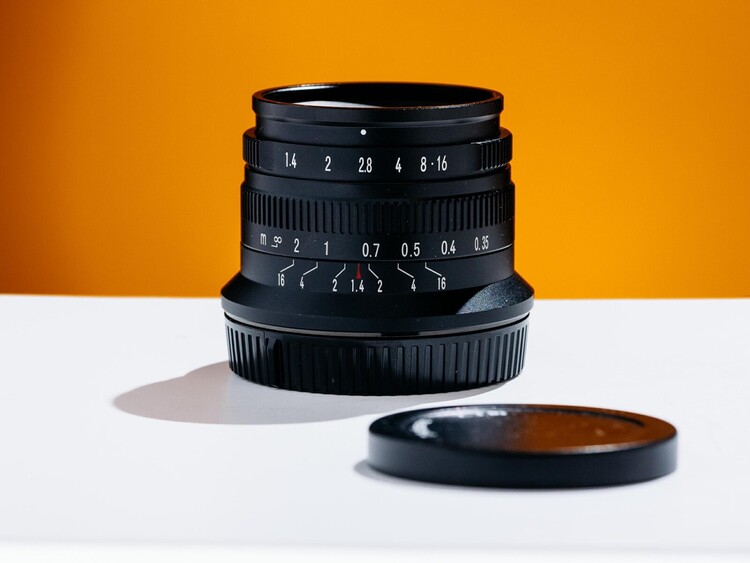 7artisans 35mm f/1.4 (Fuji X)