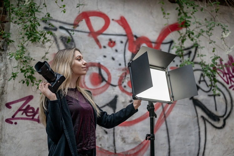 Lampa LED Newell Air 1100 RGB BD APP