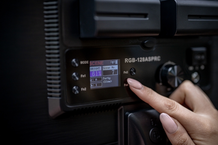 Lampa LED Newell Air 1100 RGB BD APP