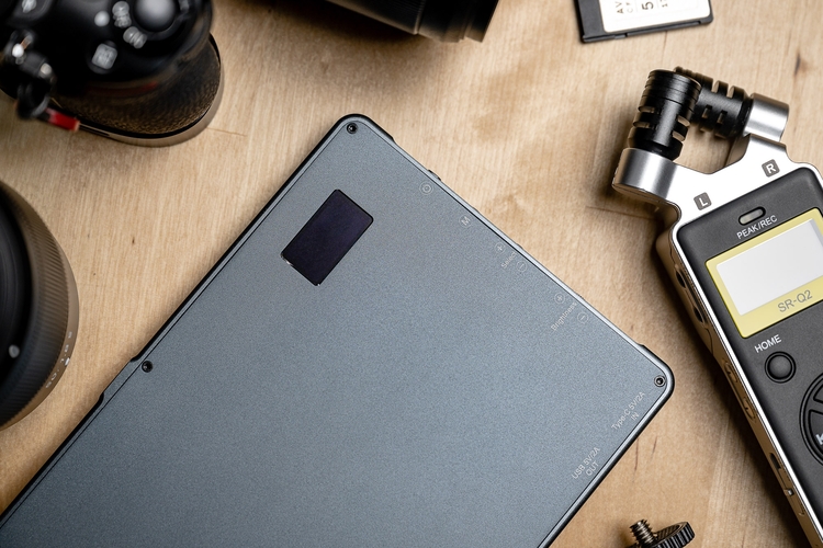 Lampa Newell Led RGB-W Rangha Max