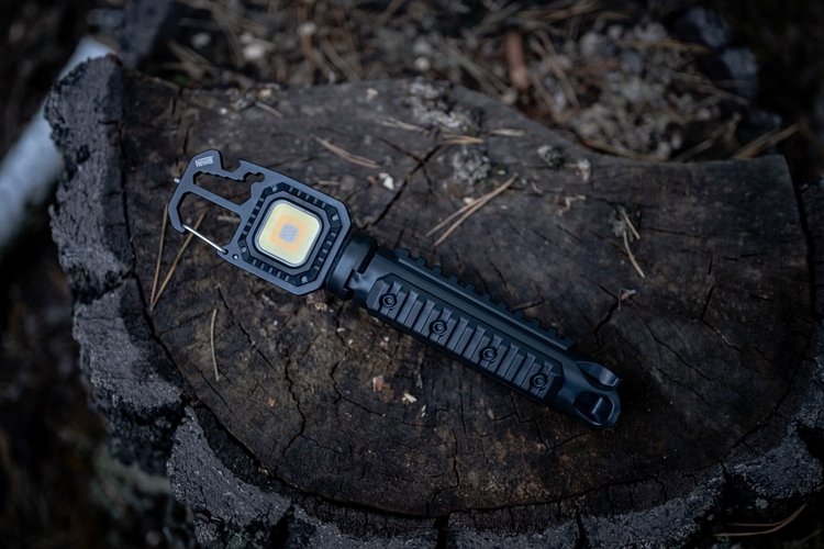 Lampka LED Newell Lunar Multitool + statyw